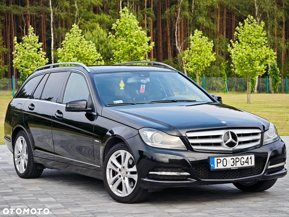 Mercedes-Benz Klasa C 250 CDI DPF (BlueEFFICIENCY) 7G-TRONIC Avantgarde - 4
