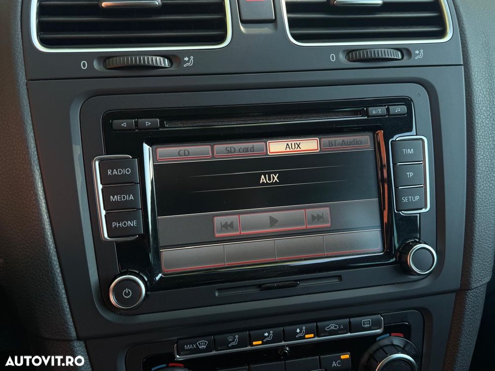 Volkswagen Golf 1.4 TSI Highline - 17