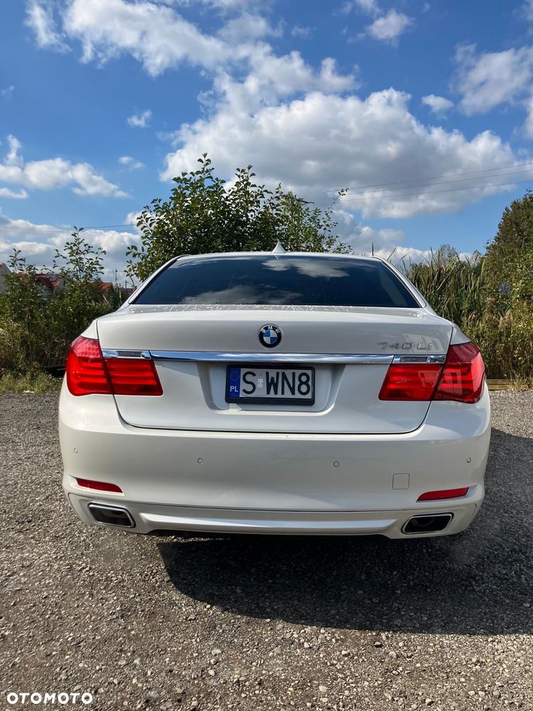 BMW Seria 7 740Li - 6