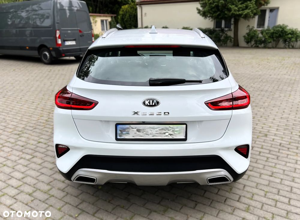 Kia XCeed 1.6 CRDi Eco-Dynamics+ (48V Mild-Hybrid) VISION - 18
