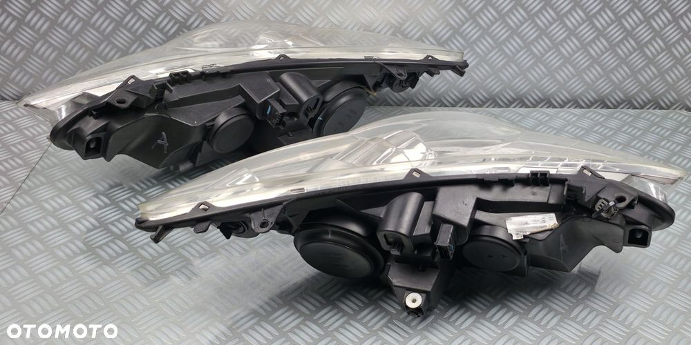 reflektor lampa prawa prawy lewa lewy przód przednia PEUGEOT 307 LIFT HB SW - 8