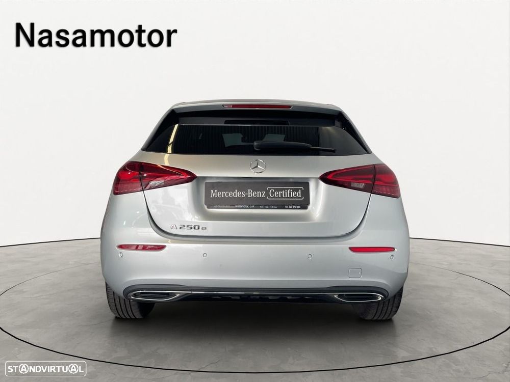 Mercedes-Benz A 250 e Progressive - 3