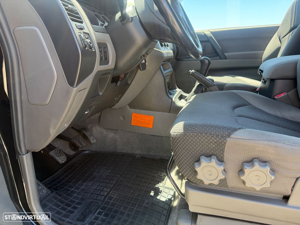 Mitsubishi Pajero 3.2 DI-D GLS ABS - 8