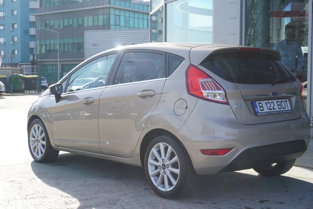 Ford Fiesta - 5