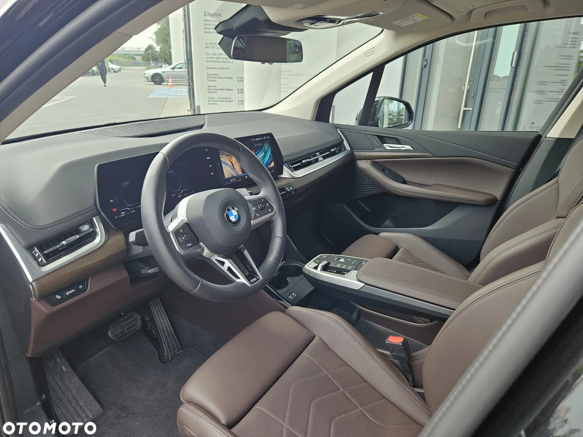 BMW Seria 2 220i Active Tourer - 10