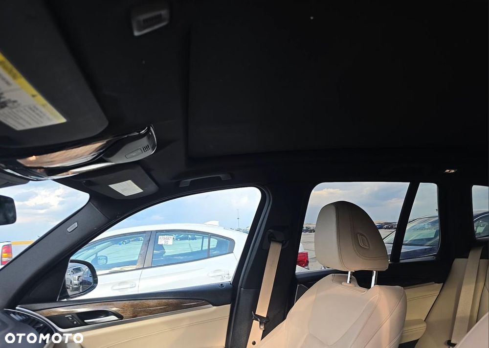 BMW X3 - 12