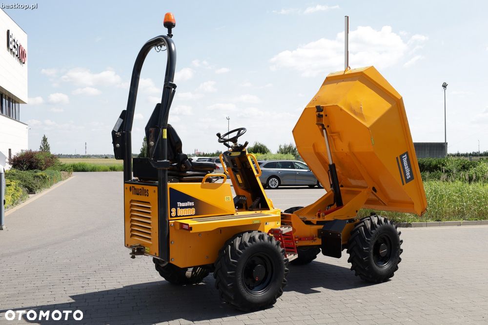 Thwaites MACH2080 3 tony - 15