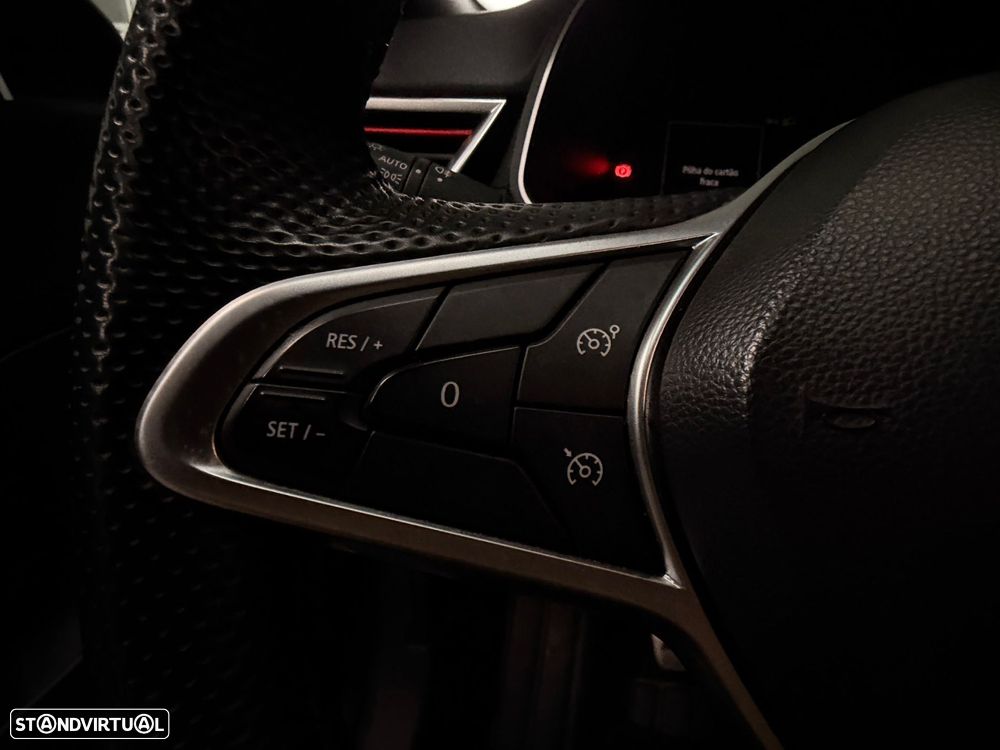 Renault Clio 1.0 TCe RS Line - 23