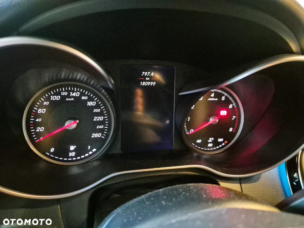 Mercedes-Benz GLC - 14