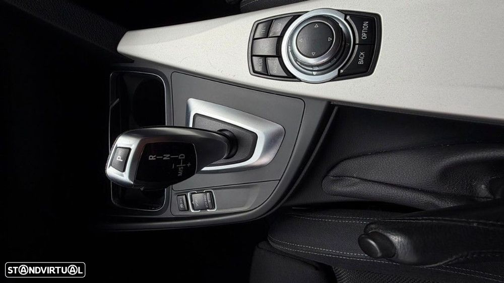 BMW 320 d ED Line Sport Auto - 14