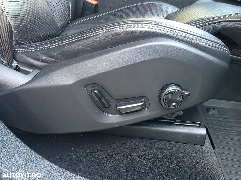 Volvo XC 90 B5 MHEV AWD 7 locuri Inscription - 32