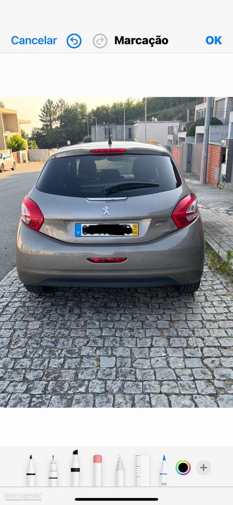 Peugeot 208 - 2