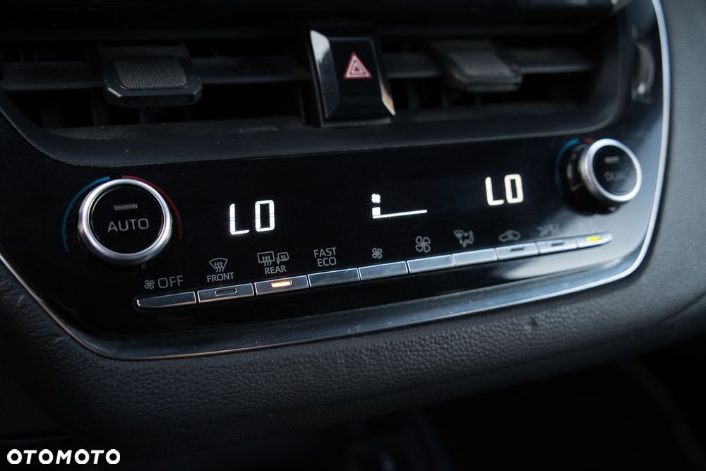 Toyota Corolla 1.8 Hybrid Active - 11