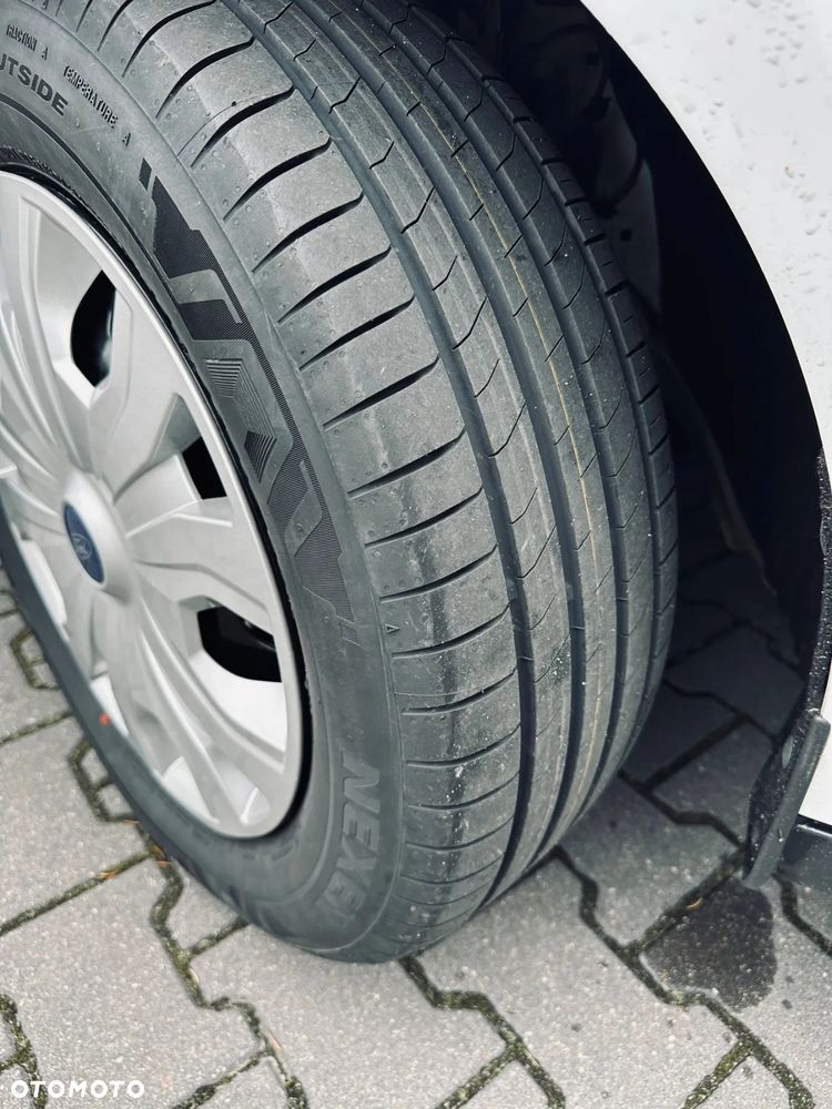 Ford Transit Connect - 13