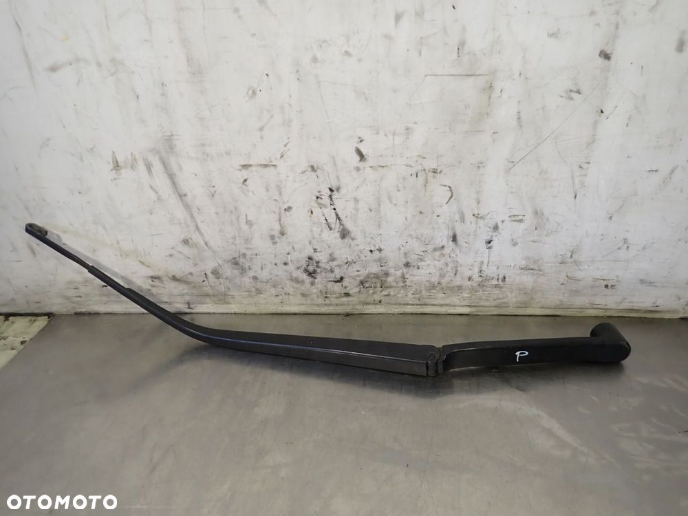 RAMIĘ WYCIERACZKI PRZÓD PRAWE MITSUBISHI LANCER VIII - 2