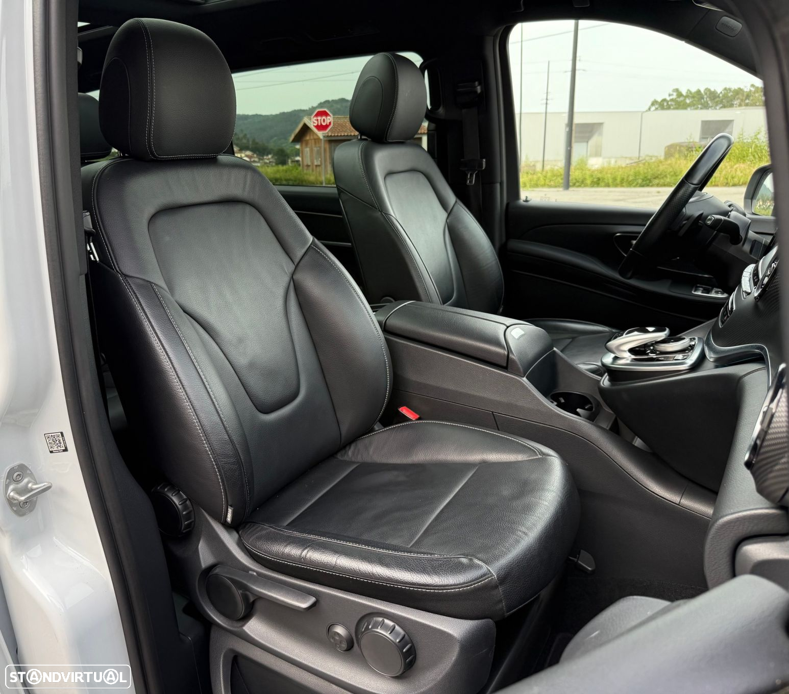 Mercedes-Benz V 220 d Longo Avantgarde - 29