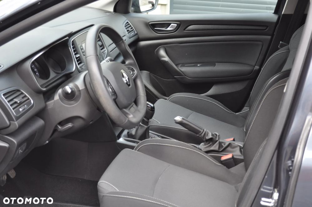 Renault Megane - 11