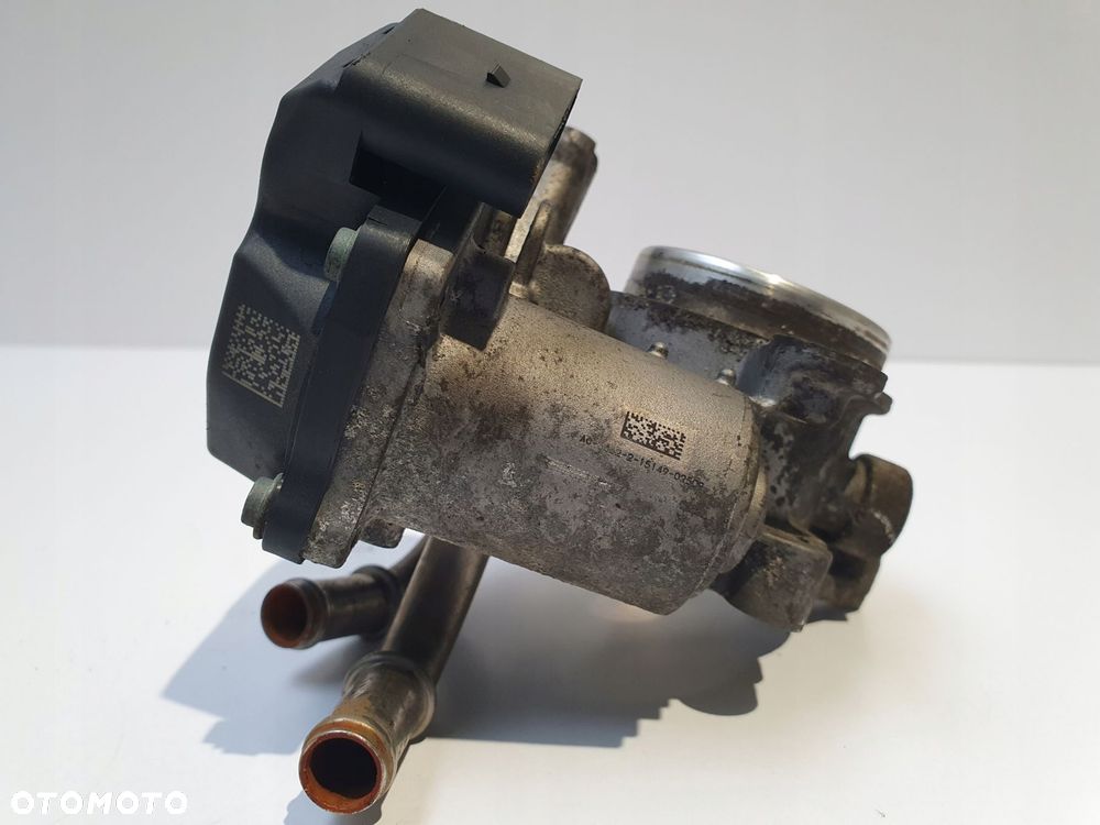 PRZEPUSTNICA Skoda Octavia III 1.6 TDI _ 04L128063P 04L128059K - 13