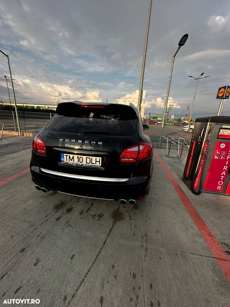 Porsche Cayenne Turbo V8 4.8L Aut. - 18