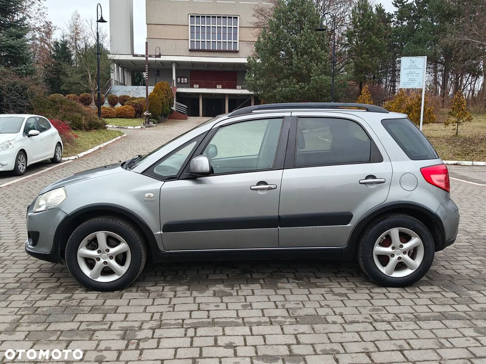 Suzuki SX4 1.9 DDiS DPF 4x2 Comfort - 3
