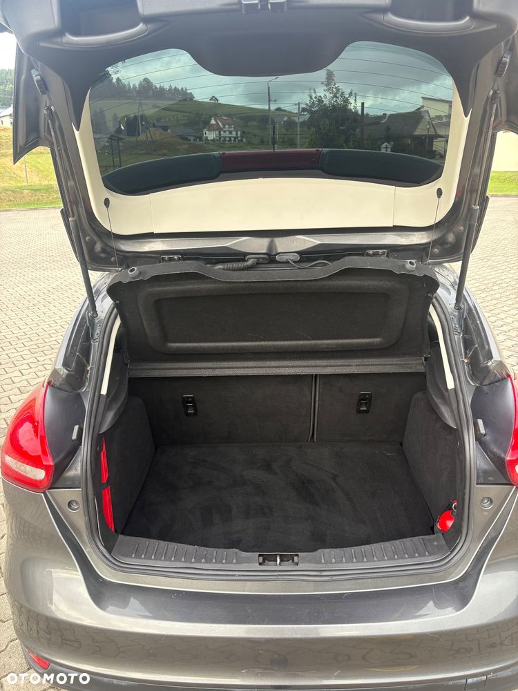 Ford Focus 1.6 TDCi Edition - 8