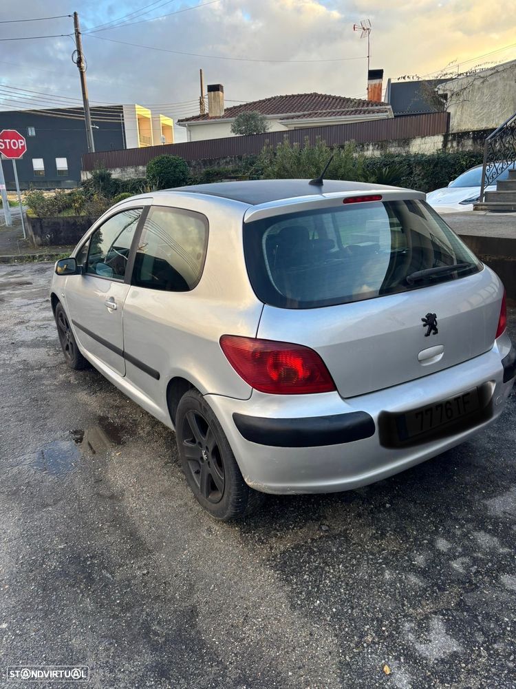 Peugeot 307 1.4 XR - 1