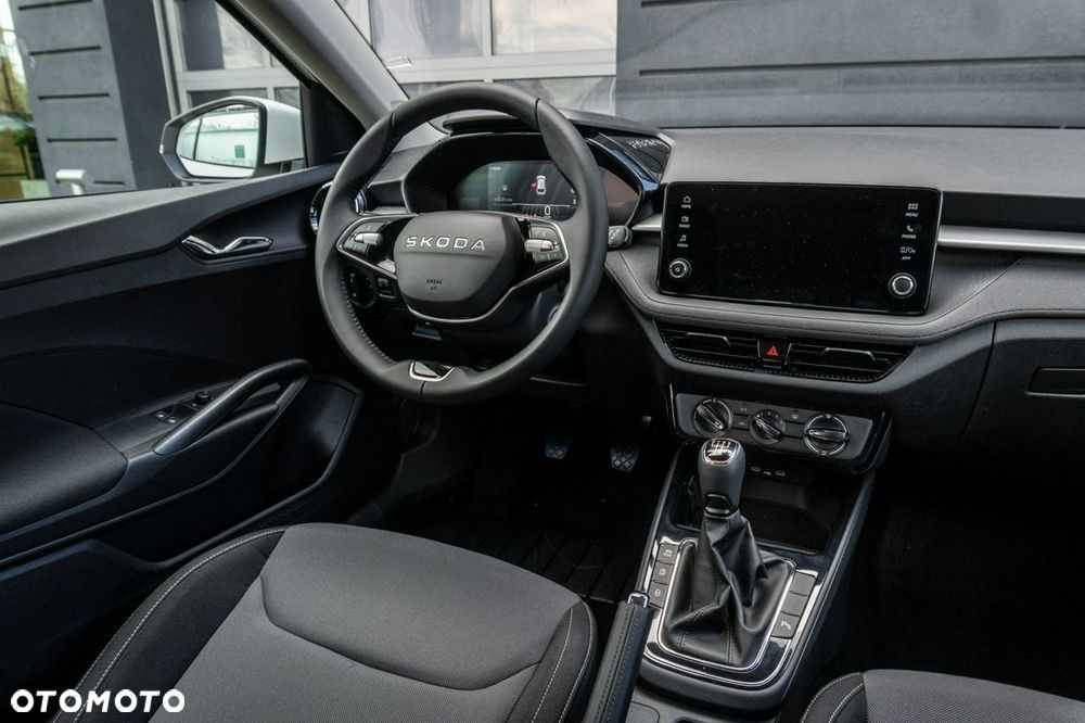 Skoda Fabia - 18