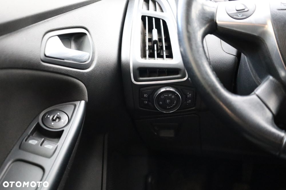Ford Focus 1.6 TDCi Trend - 6