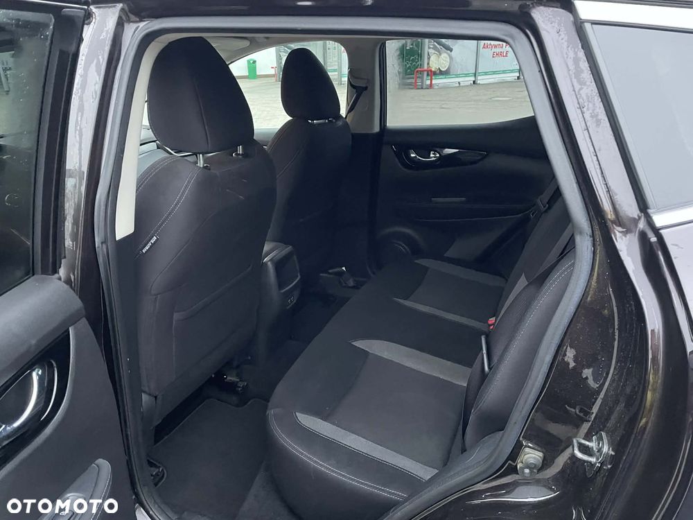 Nissan Qashqai 1.3 DIG-T N-Connecta - 15