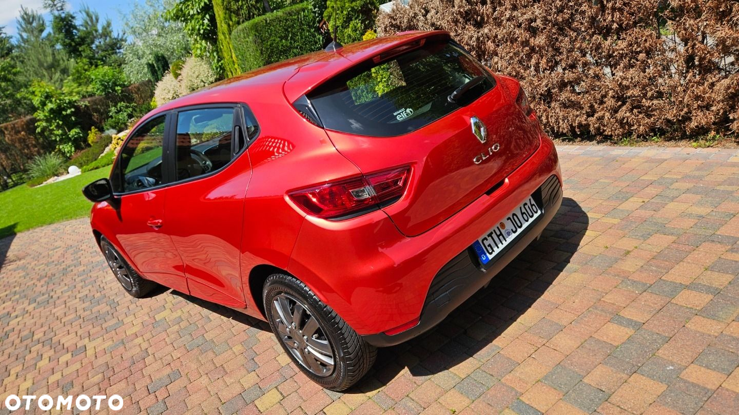 Renault Clio - 8