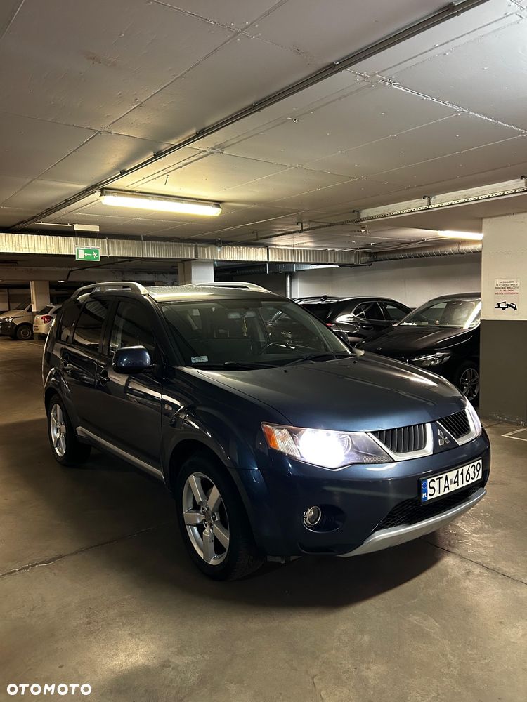 Mitsubishi Outlander 2.0 DID Instyle NAVI - 7