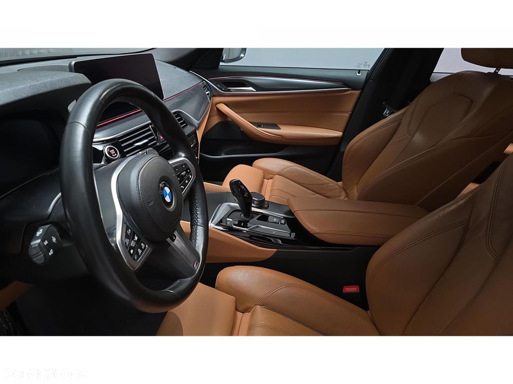 BMW Seria 5 - 32