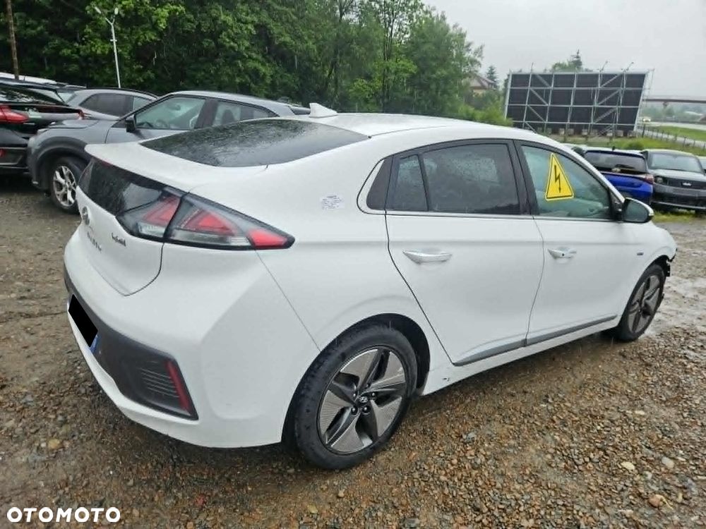 Hyundai IONIQ 1.6 GDI Premium - 2