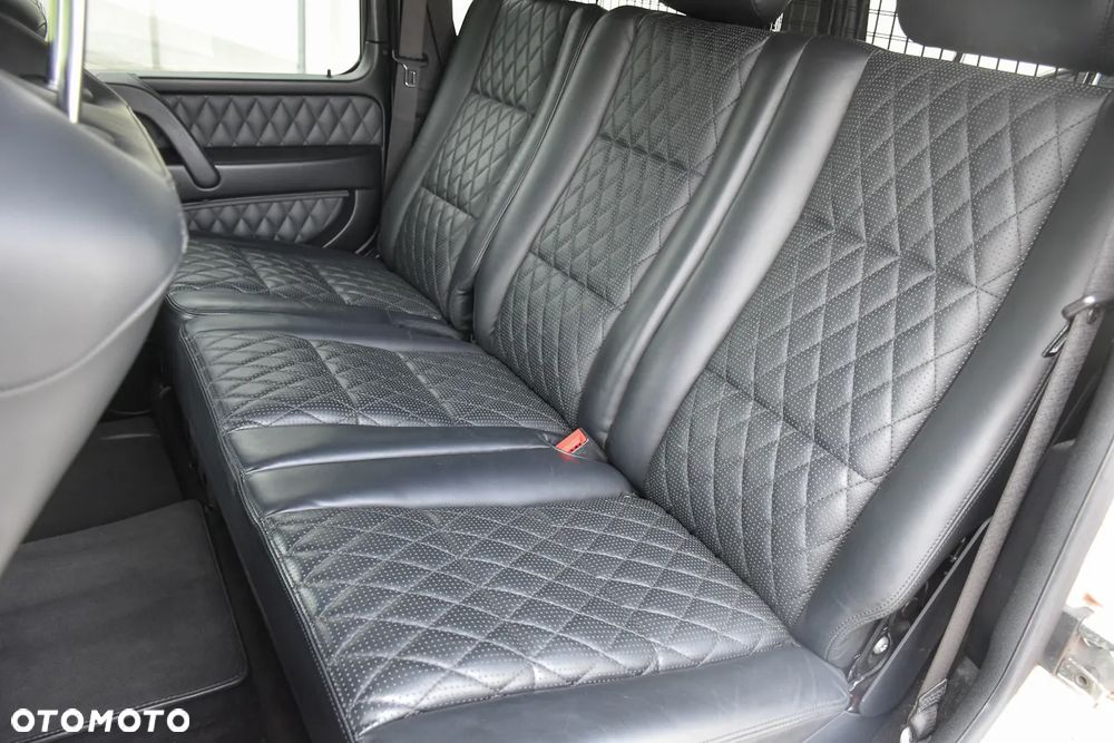 Mercedes-Benz Klasa G AMG 63 AMG SPEEDSHIFT 7G-TRONIC Exclusive Edition - 38