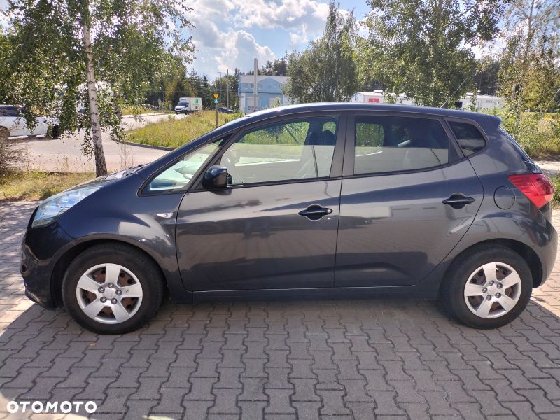 Kia Venga - 3