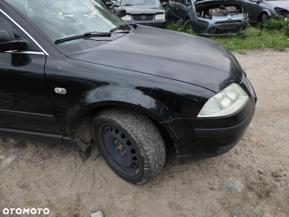 części BŁOTNIK przód prawy lewy VW VOLKSWAGEN Passat B5 FL kombi 1.9 TDI 01r lakier L041 - 2