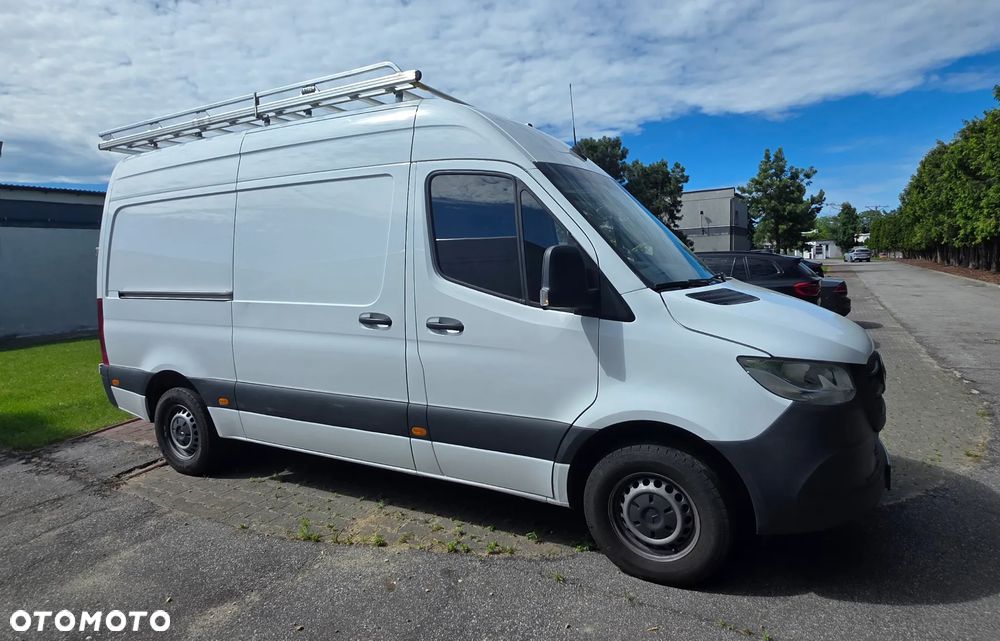 Mercedes-Benz Sprinter - 7
