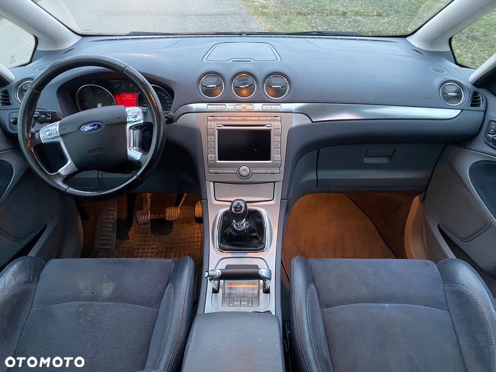 Ford S-Max 2.0 TDCi Titanium - 16