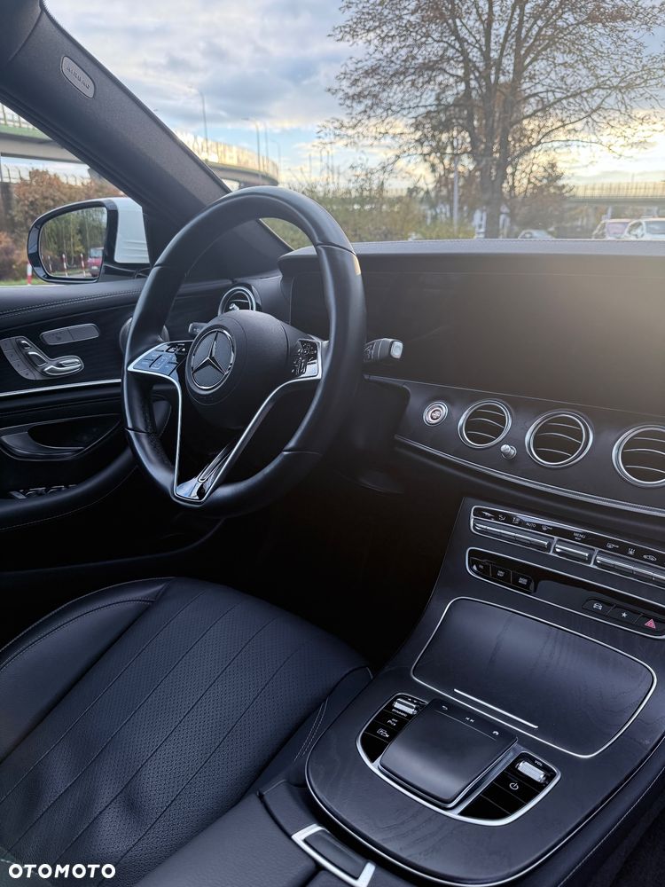 Mercedes-Benz Klasa E 300 Exclusive - 15