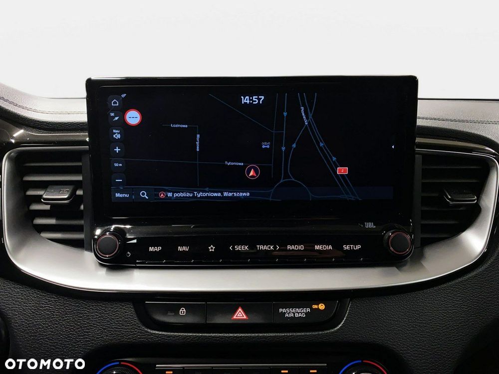 Kia XCeed - 24