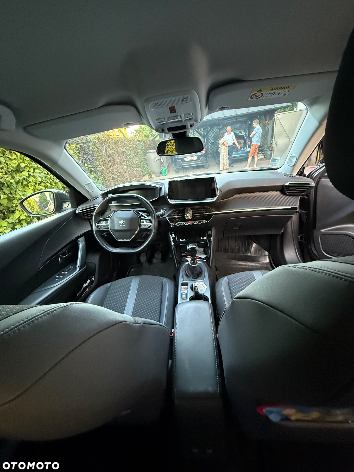 Peugeot 2008 PureTech 130 Allure - 6