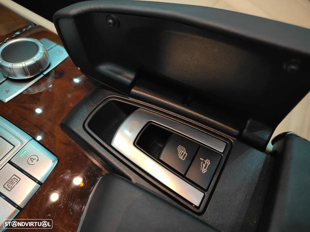 Mercedes-Benz SL 500 - 26