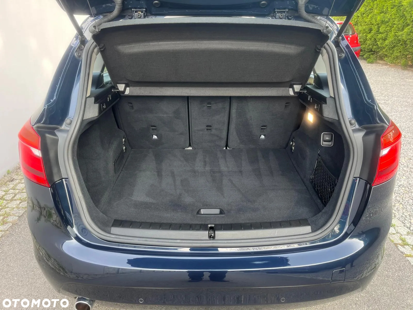 BMW Seria 2 218d Active Tourer - 8