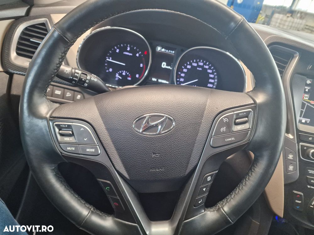 Hyundai Santa Fe 2.2 CRDi 4WD AT Luxury Pack - 17
