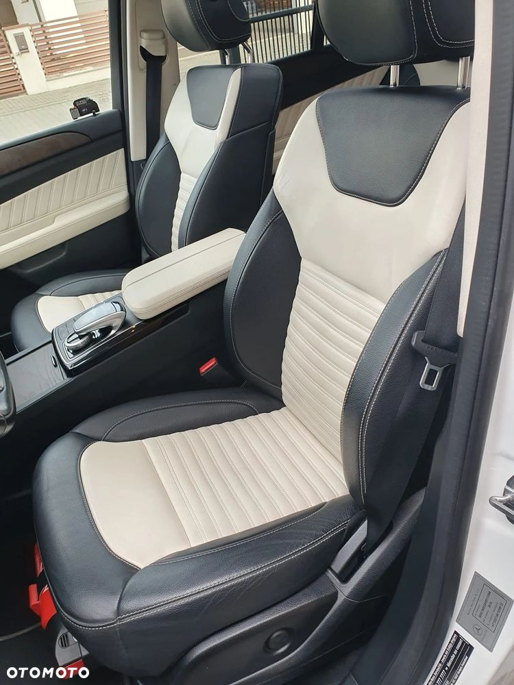 Mercedes-Benz GLE 350 d 4-Matic - 28