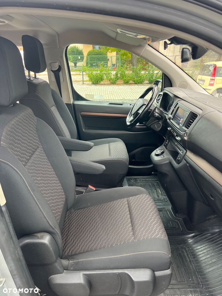 Toyota ProAce Kombi 2.0 D-4D Medium 2,8t - 17