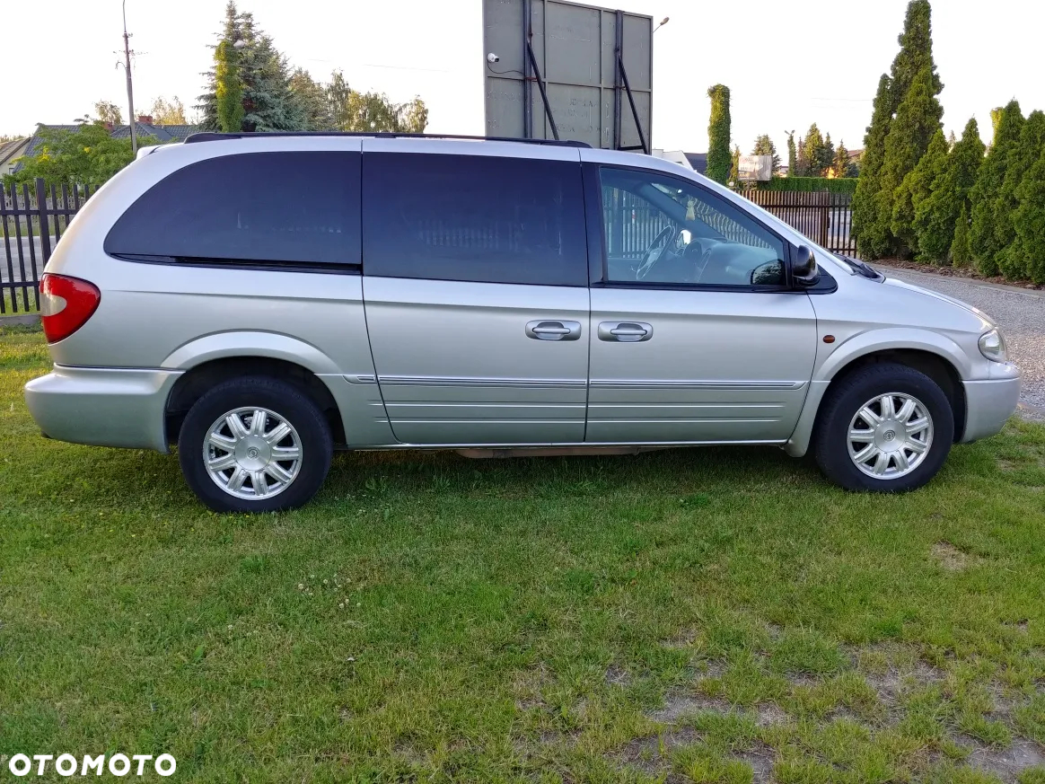 Chrysler Grand Voyager 3.3 Limited S&G - 16