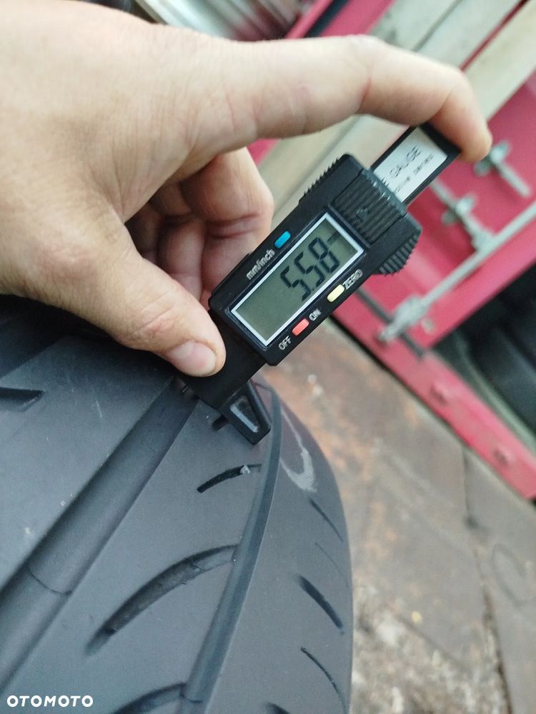 245/40R19 95Y Pirelli P Zero Nero Super stan - 6