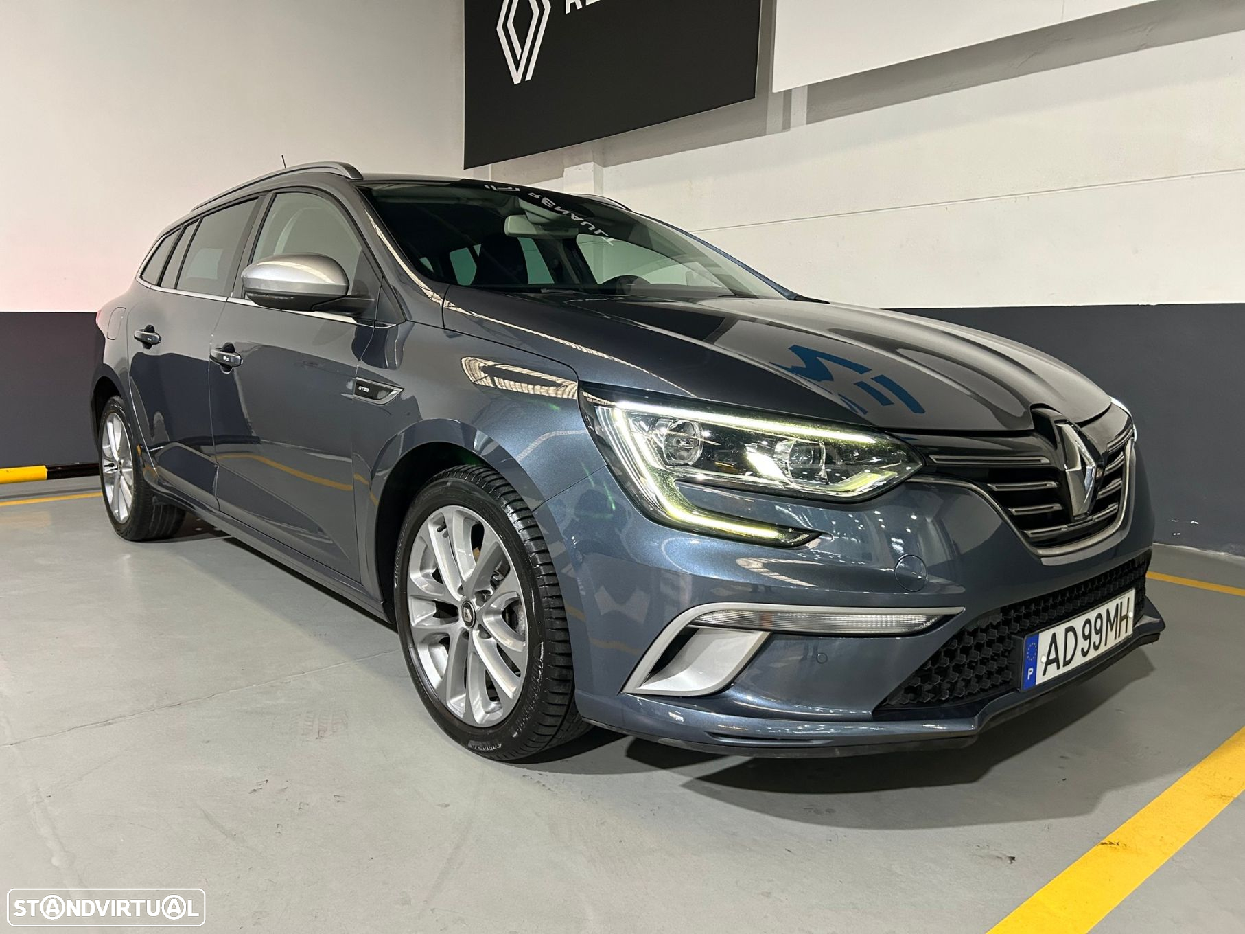 Renault Mégane Sport Tourer 1.5 Blue dCi GT Line - 2