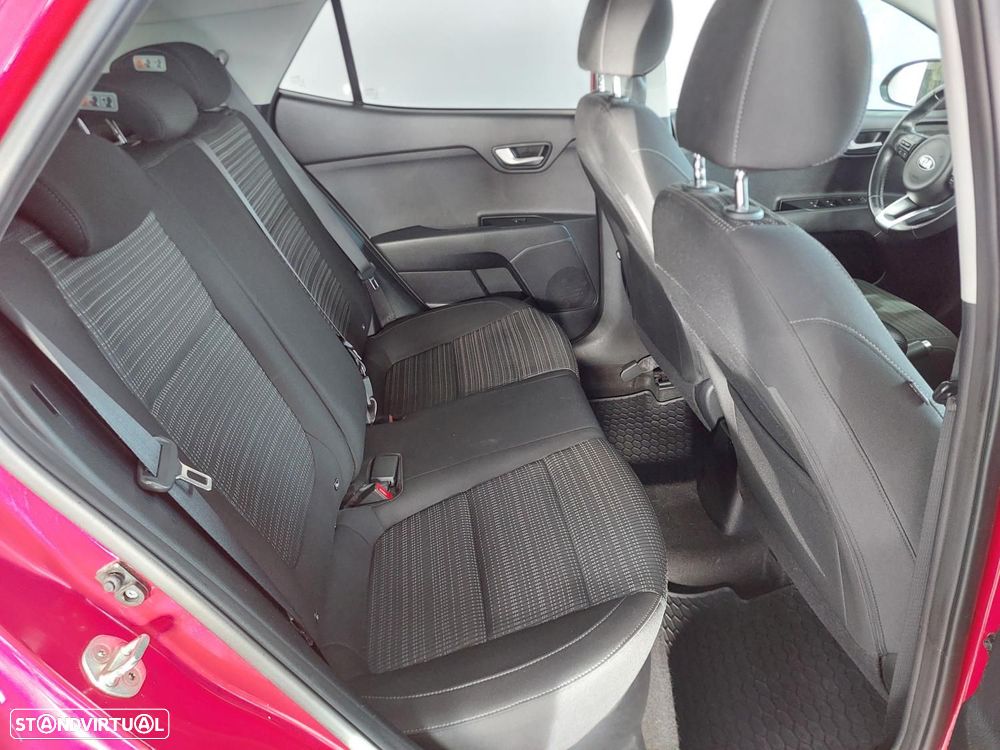 Kia Stonic 1.0 T-GDI EX - 39
